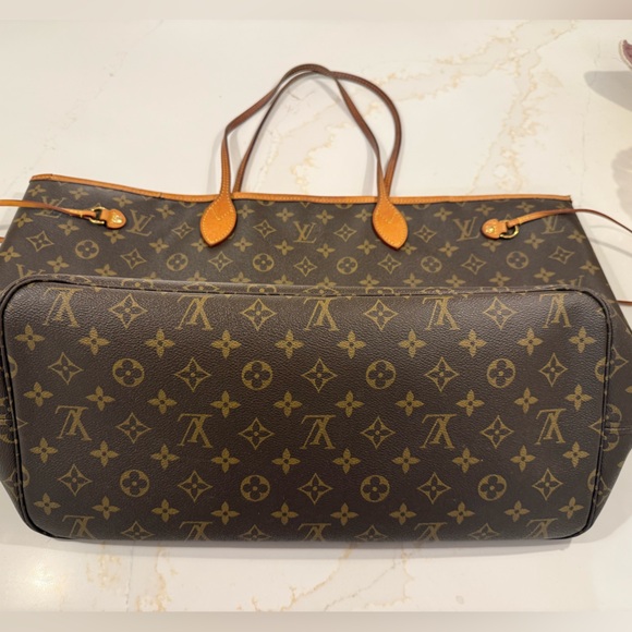 Louis Vuitton NEVERFULL GM MONOGRAM - Picture 7 of 16